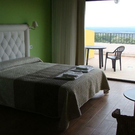 Casas del Monte Apartamentos Rurales Manolo מראה חיצוני תמונה
